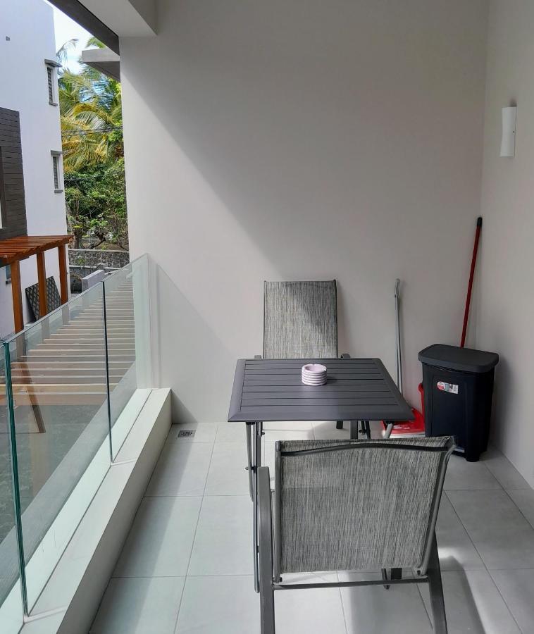 Appt Neuf De 2Ch Ds Residence Avec Piscine, Route Cotiere Grand Bay Luaran gambar
